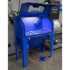 Eastwood B100 Abrasive Media Blast Cabinet with Dust Collector