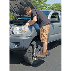 Rockwood® Adjustable Tire Step