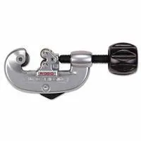 Ridgid 32915 Screw Feed Tubing Cutters, 1/8″ – 1″ Cap. (1 EA)