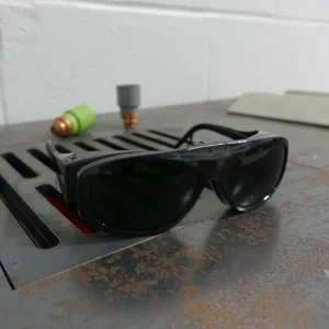 Hypertherm Flip-up Eyeshades, Shade 5 – 017033