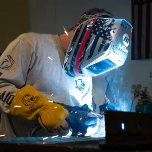 Miller Digital Performance Welding Helmet w/ Clear Light 4x, Unity – 296755