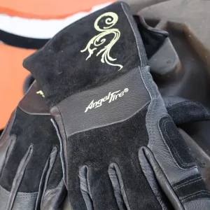 BSX AngelFire Women’s Stick/MIG Welding Gloves Black w Flourish – LS50
