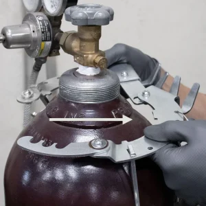 Strong Hand Tools Adjustable Gas Cylinder Hook – GCH160