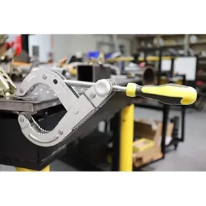 Strong Hand Tools 5″ Shark Clamp w/ Straight Handle – SC50A